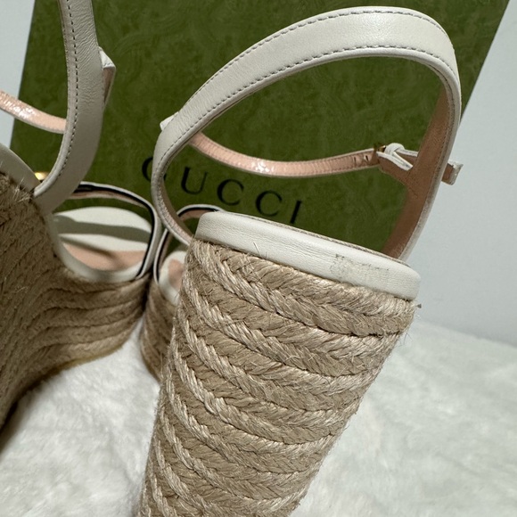 Gucci Cream and Tan Wedge Sandals - Picture 4 of 6